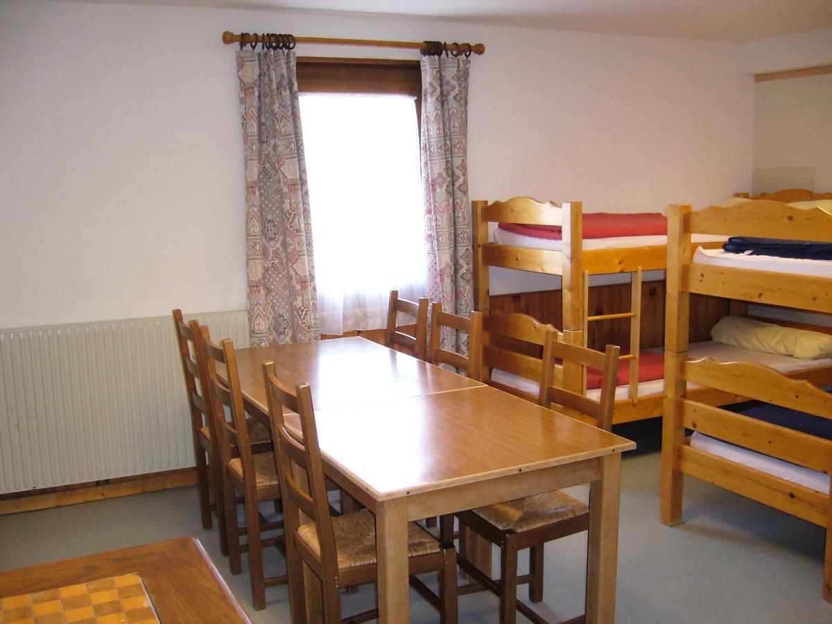 Hotel Auberge Du Grand Git La Chaux Neuve Buitenkant foto