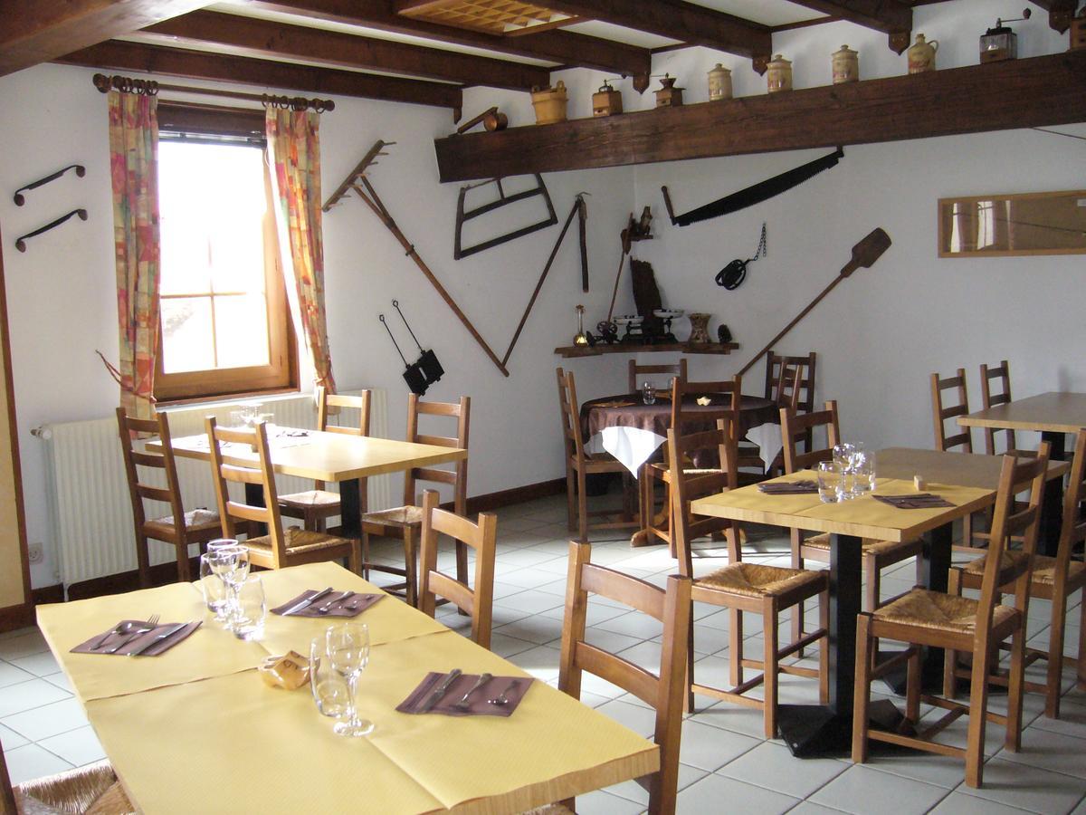 Hotel Auberge Du Grand Git La Chaux Neuve Buitenkant foto