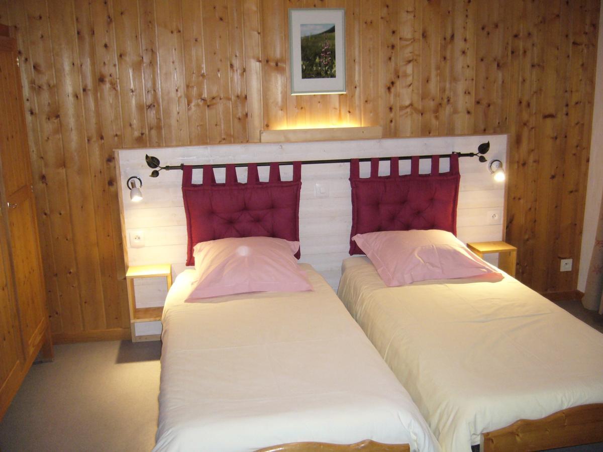 Hotel Auberge Du Grand Git La Chaux Neuve Buitenkant foto